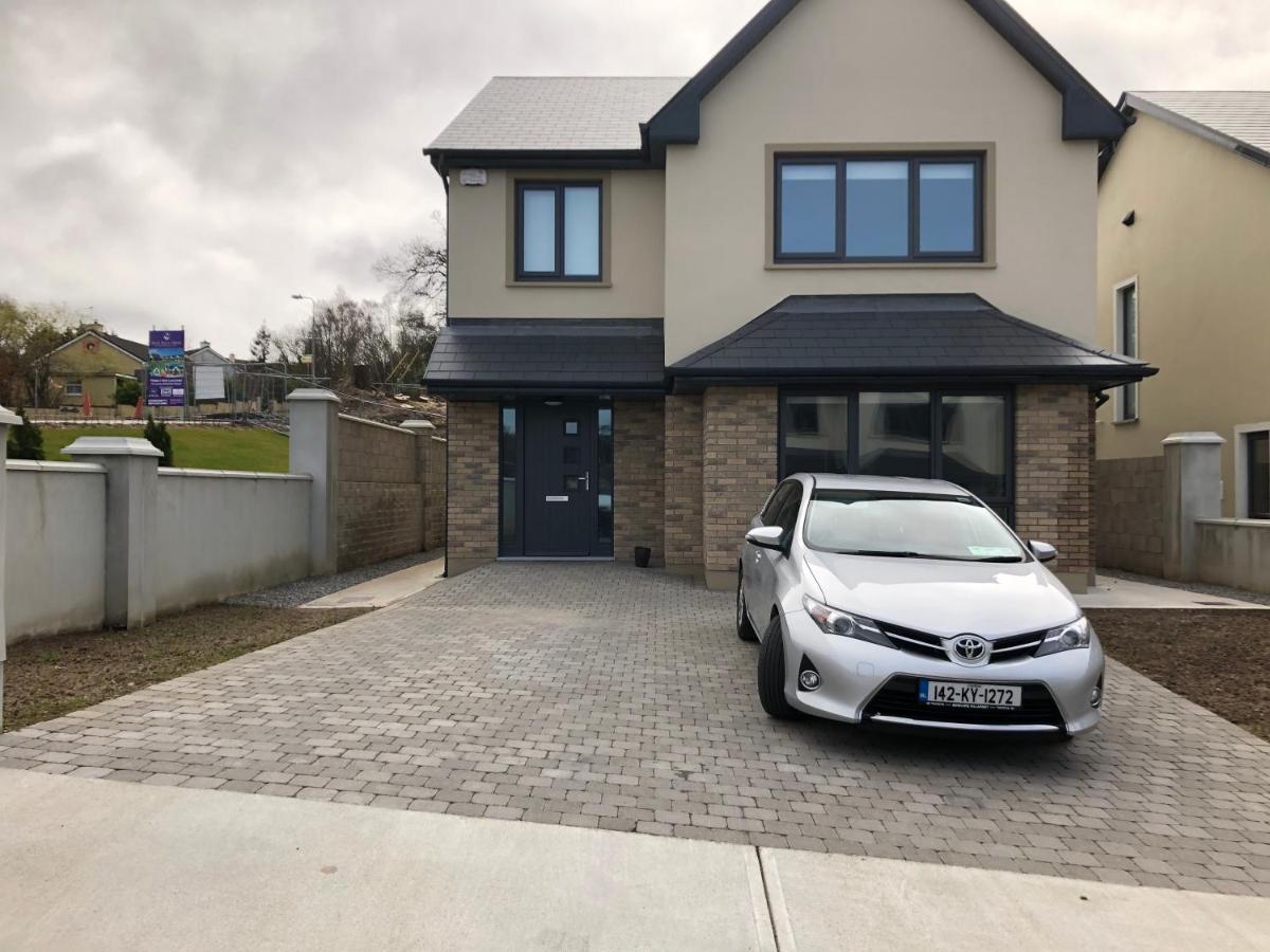 1 Luxurious Room In Family Home Cill Airne Exteriör bild